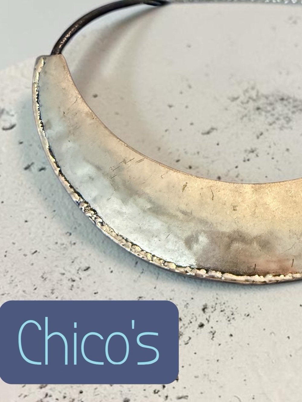 Chico's Artisan Hammered Silvertone Crescent Necklace Black Leather 16"